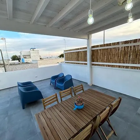 Apartment Santorini By Santorini House San Pietro in Bevagna