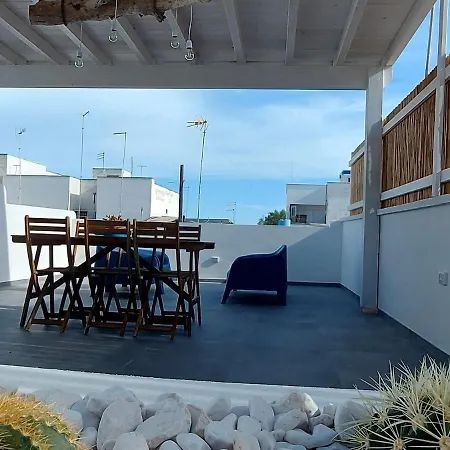 Apartment Santorini By Santorini House San Pietro in Bevagna